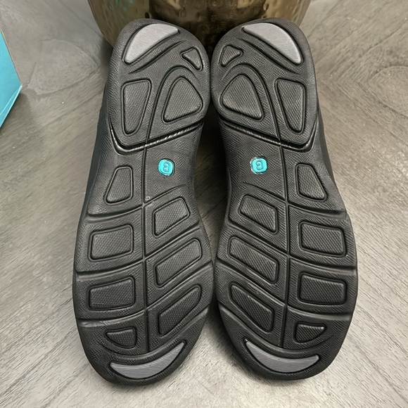 Bzees Lollipop Slip On - Picture 3 of 10